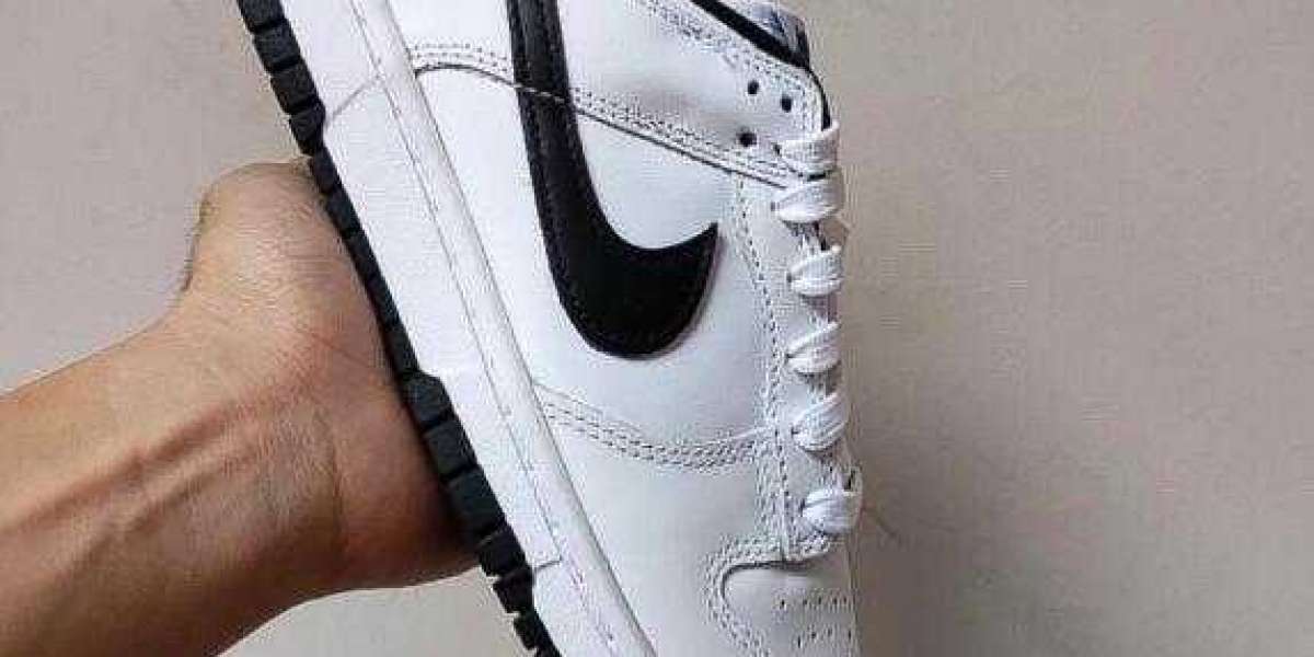 Simple White BlackNike Dunk Low is Available Now