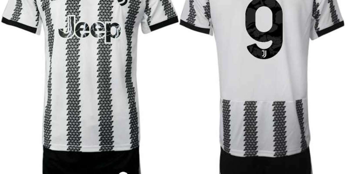 Günstige Herren Juventus 2022-23 Heimtrikot Schwarz Weiß kaufen mit Aufdruck MORATA 9