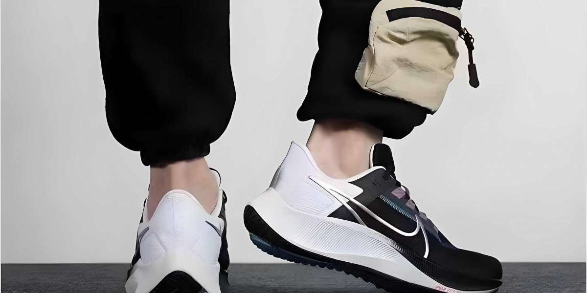 Nike Air Zoom Type：解構緩震科技的跑步革命