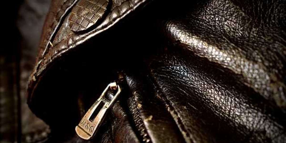 Bomber Leather Jacket: A Timeless Classic of Style and Comfort