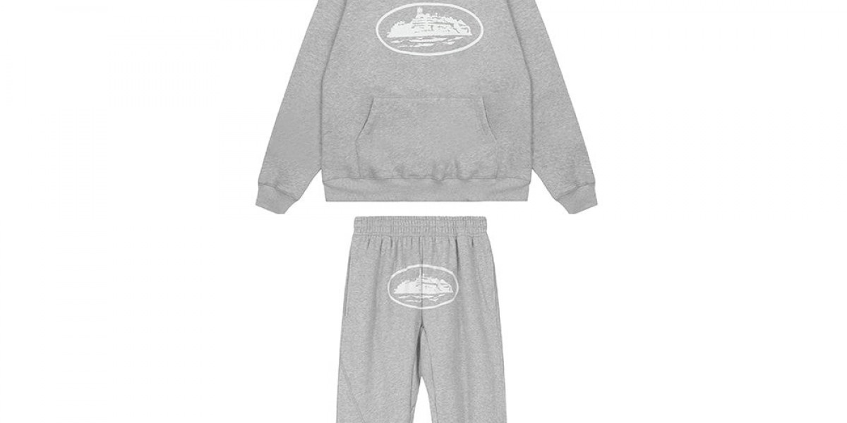 Corteiz Grey Tracksuit: The Ultimate Style and Comfort for Every Occasion