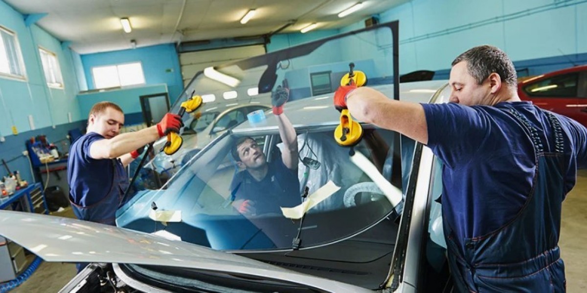 Mobile Glass Repair for Your Vehicle | Convenient & Efficient