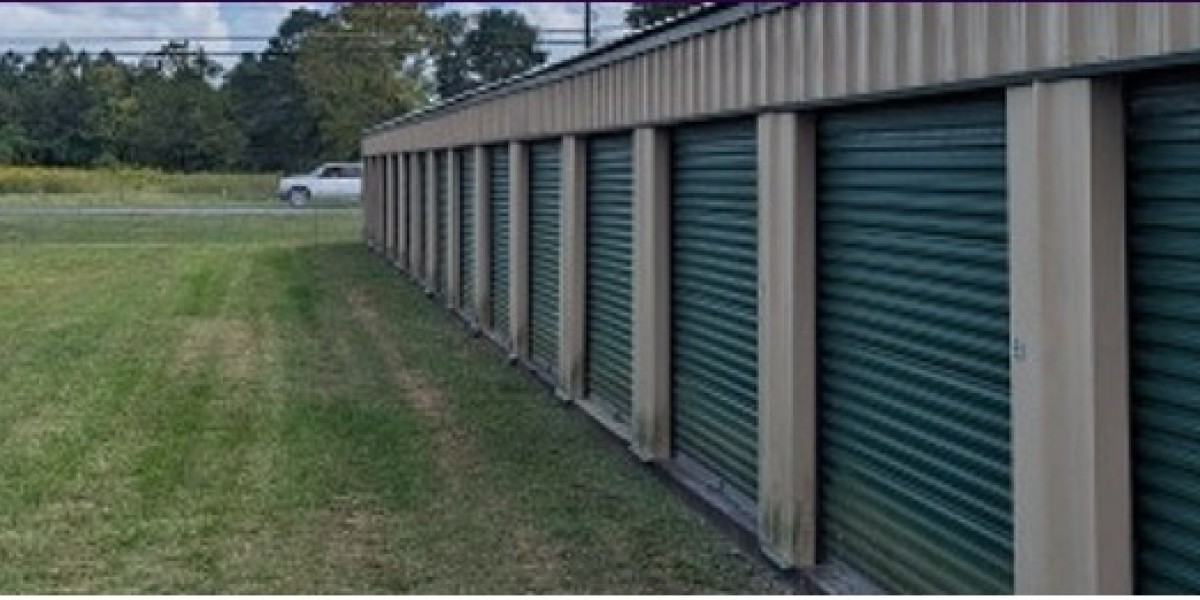 RV Storage in Americus, GA: Secure and Convenient Solutions by Ms. Lillian’s Amazing Storage