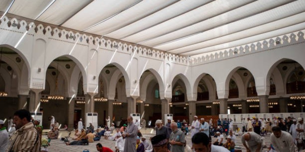 La Symbolique des Couleurs dans la Culture Saoudienne
