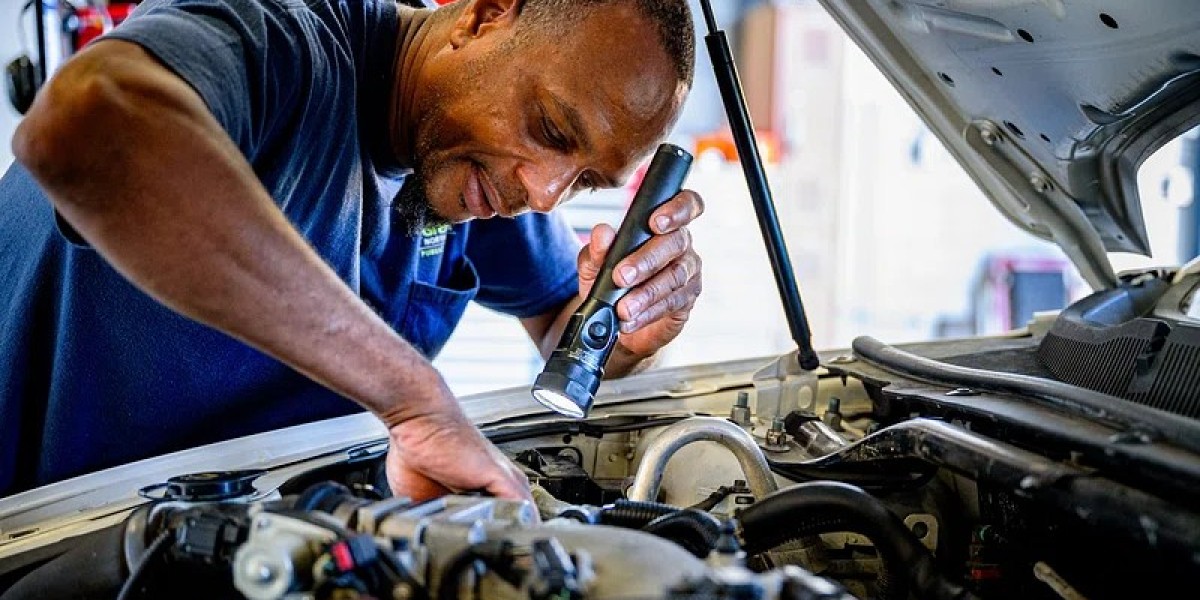 How Do Car Servicing And  Mot Help Your Vehicle?