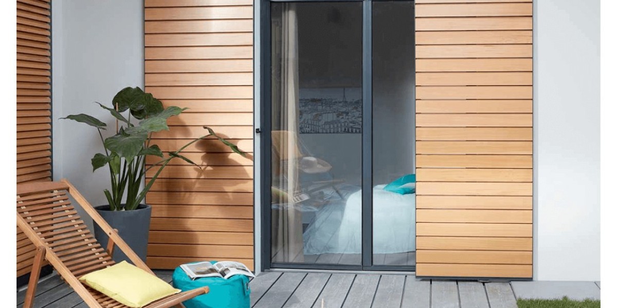 Fabriquer un volet coulissant en bois : le guide