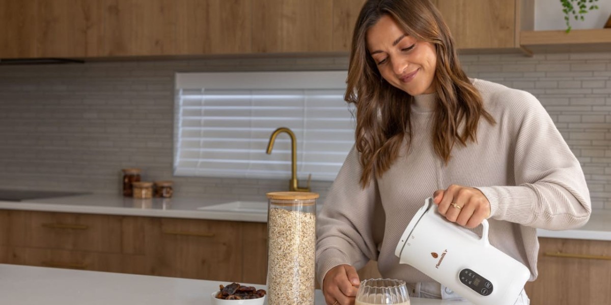 Plant Milk Maker Essentials: Craft Your Own Nutritious Milks at Home