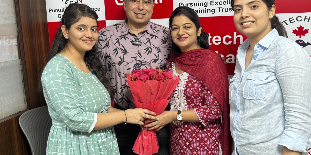 Top-Rated Immigration Consultants in Delhi – Aptech Visa Leads the Way