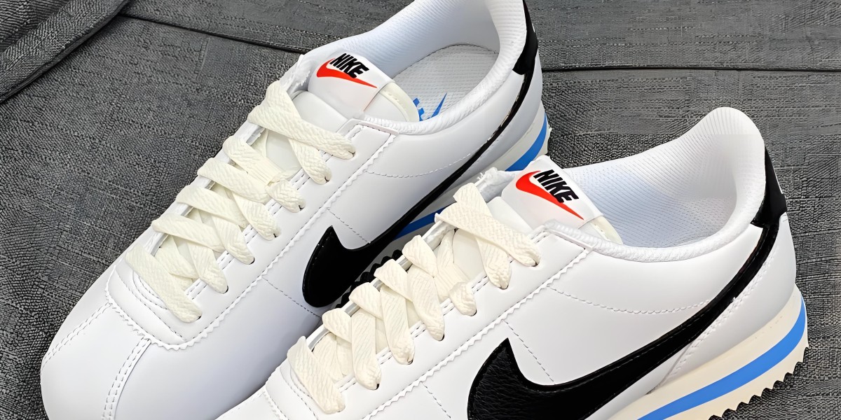 Nike熱賣跑步鞋全解析：從阿甘鞋到Sacai聯名，複古與潮流完美碰撞