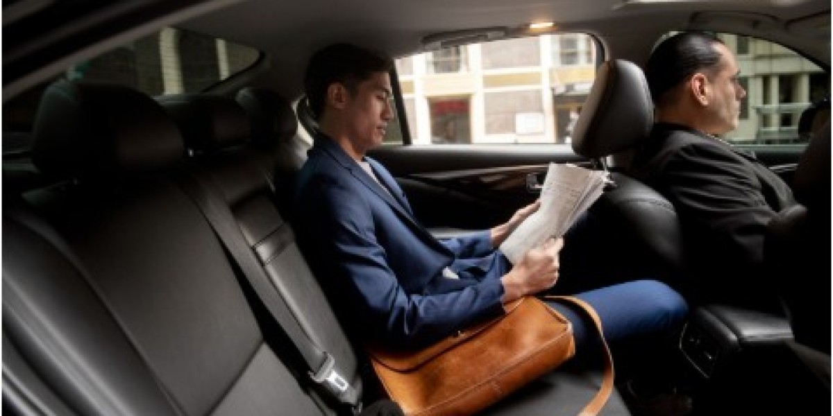 How To Book Luxury Chauffeur Services In Dubai With Ease