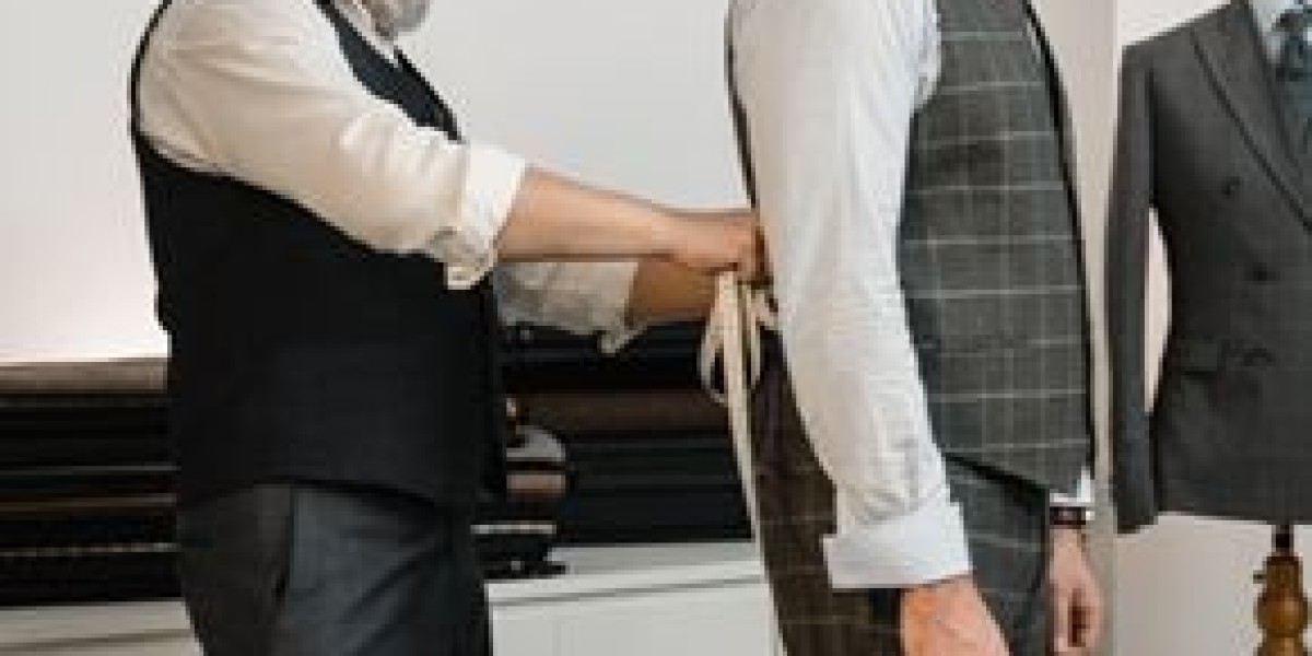 Made-to-Measure Tailoring Near Me: Convenient Tailor Appointments at Home