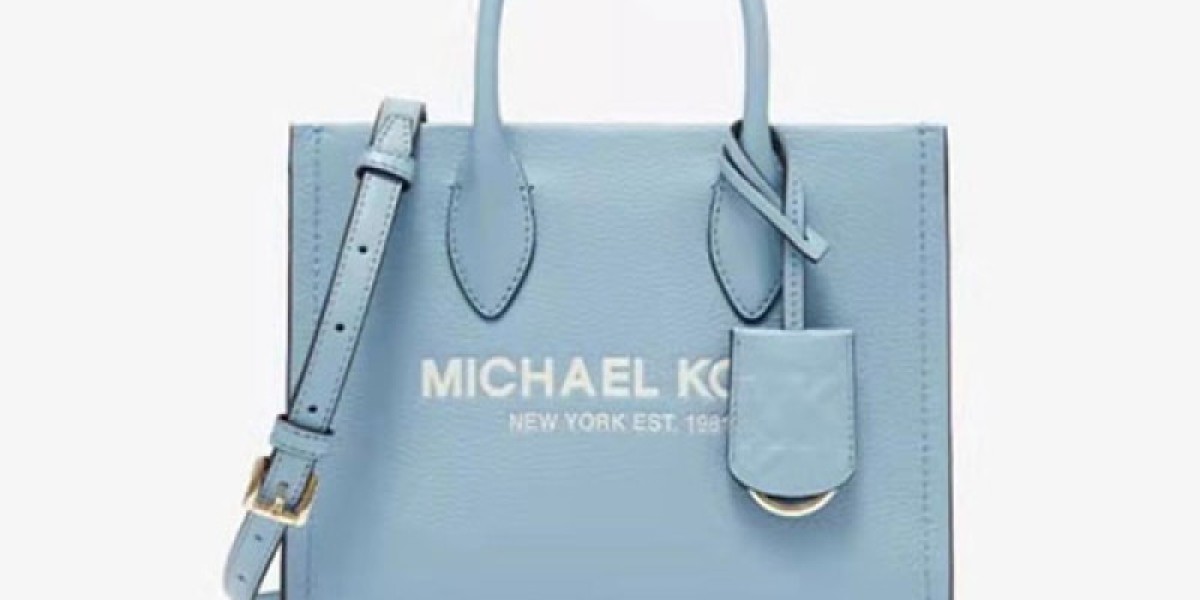 Michael Kors托特包全攻略：大號與小號的時尚選擇