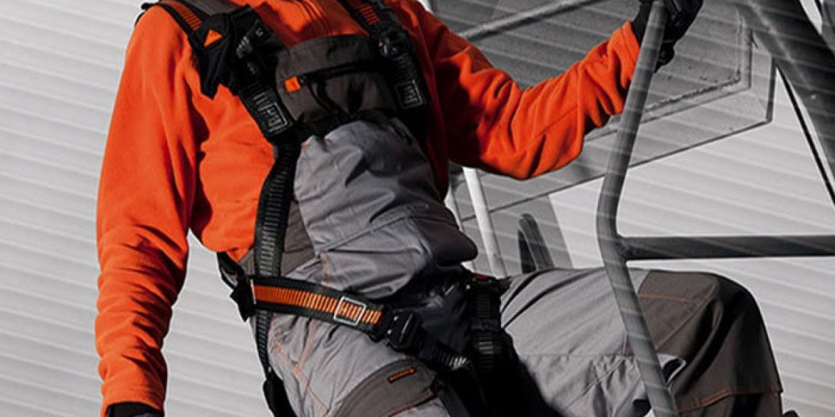 Top Safety Harnesses UAE and Safety Equipment Suppliers in Dubai
