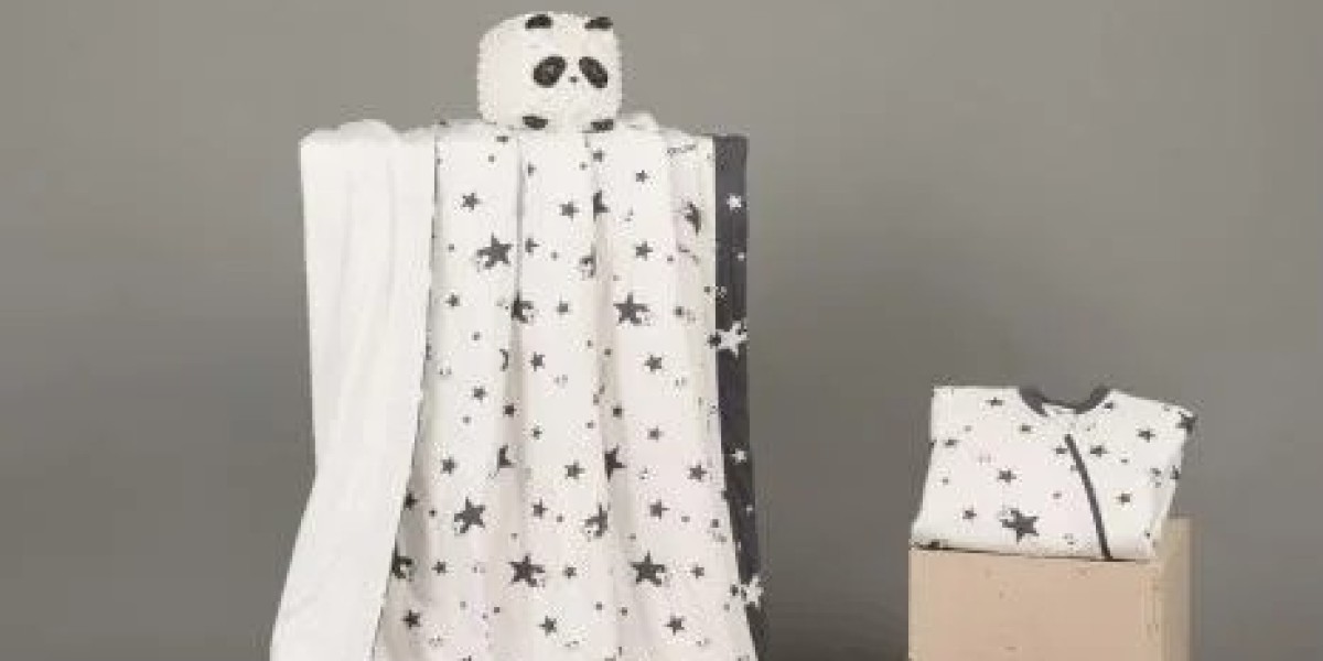 Sleep Safely, Dream Softly: The Benefits of Organic Cotton Baby Blankets