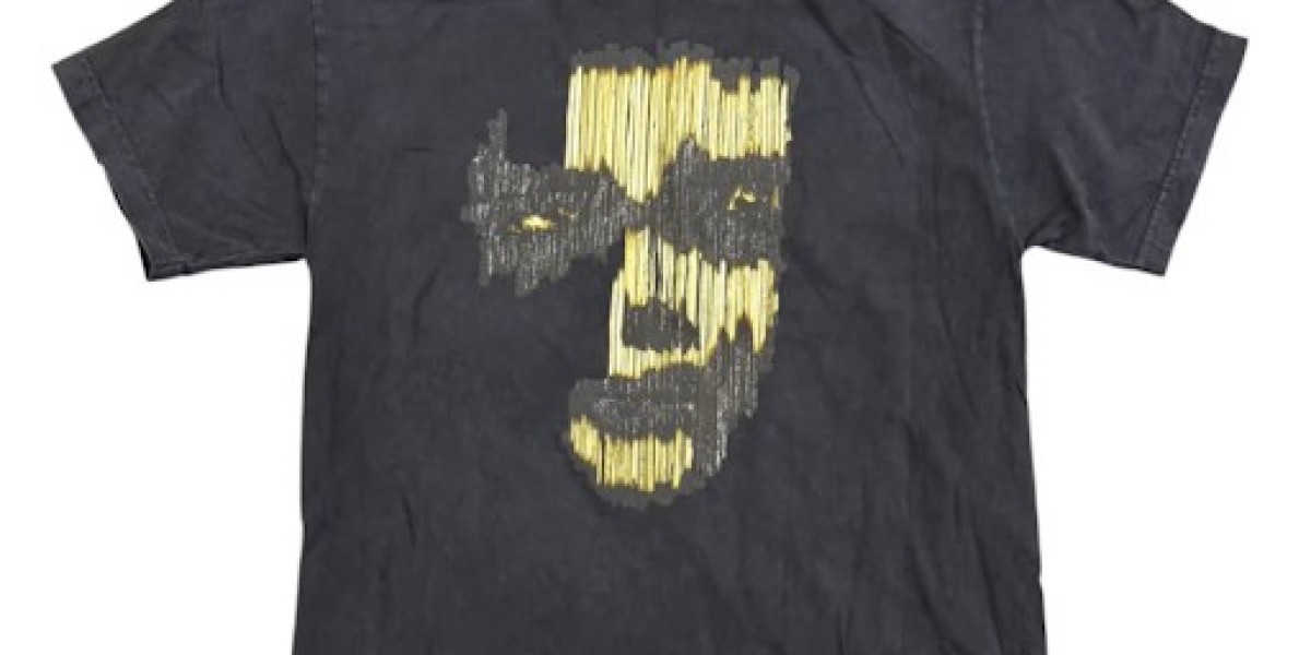 Travis Scott Clothing: The Hottest Streetwear Pieces of 2025