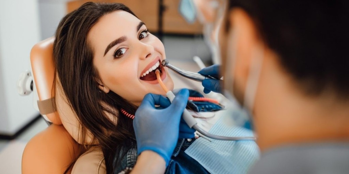 Best Dentures in Mississauga