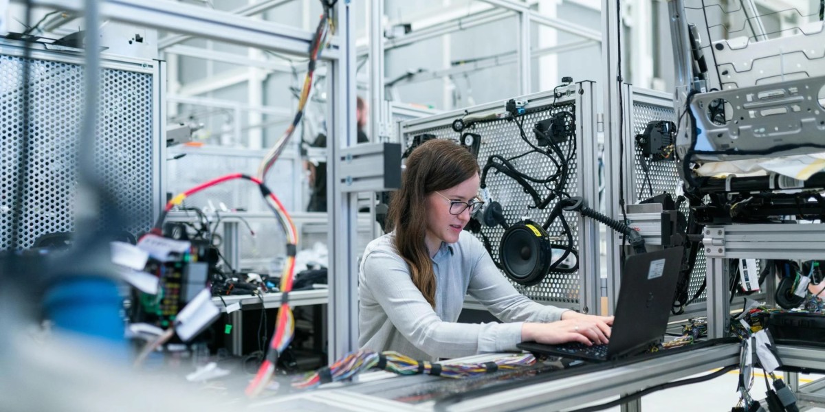 How to Choose the Right Communication Device Parts to Improve Performance