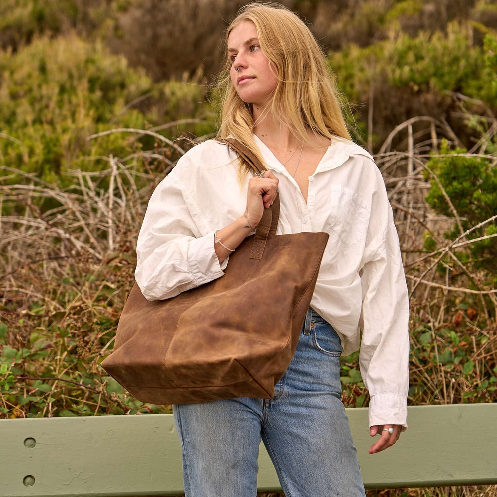 Style Meets Function with Women’s Leather Tote Bag – Melborne Leather Co.
