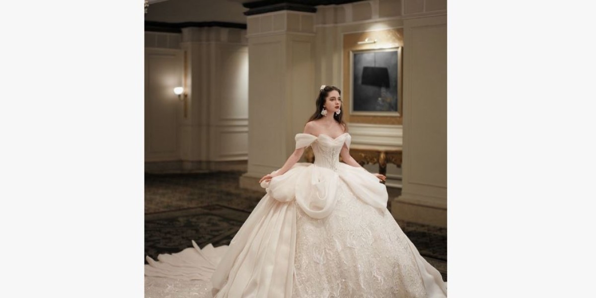 Wedding dresses perfect for modern brides seeking timeless beauty