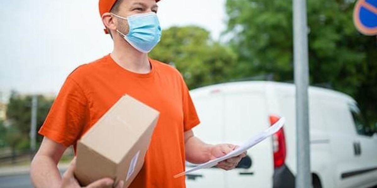 The Importance of Insurance in Courier Services