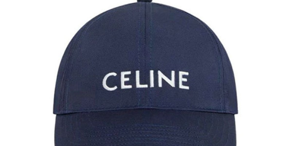 celine 台灣門市帽子與水桶包推薦：經典凱旋門logo棒球帽解析