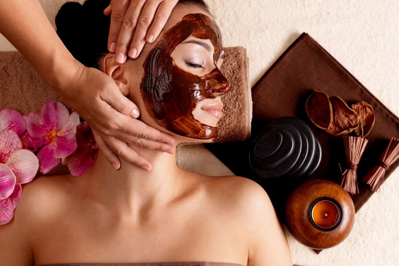 Ayurvedic treatment: Helping in skin tightening and maintaining proper glow