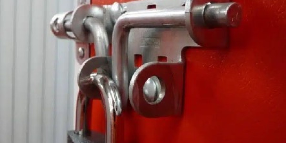 Secure Storage in Manchester: What to Look for When Picking a Facility