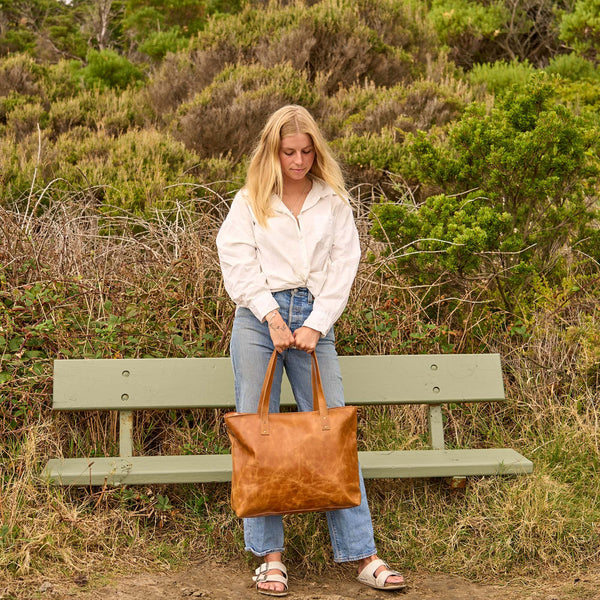 Carry Style with Ease: The Timeless Charm of a Leather Tote Bag – Melborne Leather Co.