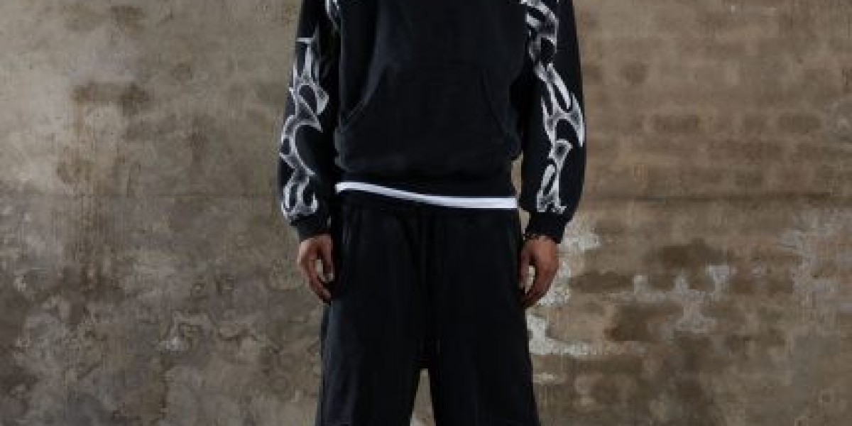 The Evolution of Streetwear and the Rise of the davrilsupply zip hoodie