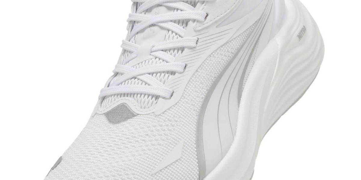 從通勤到出遊，PUMA 女鞋打造自在生活風格