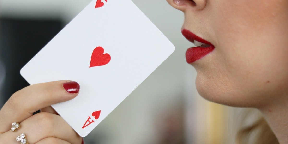 Ewolucja doświadczeń użytkowników w kasynach online w 2025 roku: Jak sztuczna inteligencja i rozszerzona rzeczywistość z