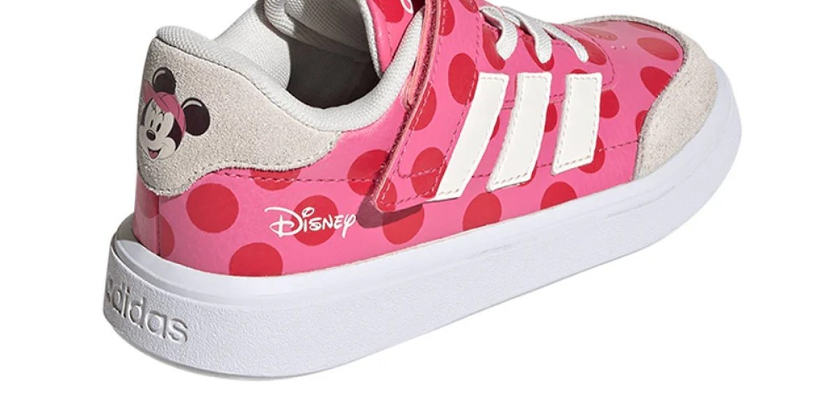 รองเท้าลำลองเด็ก ADIDAS Star Wars สไตล์เท่ ใส่สบาย