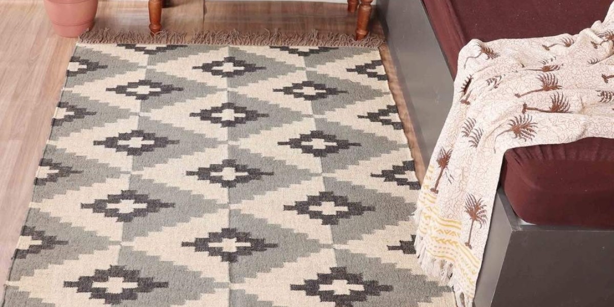 Discover the Best Rugs & Runners in the UK for Modern & Traditional Homes
