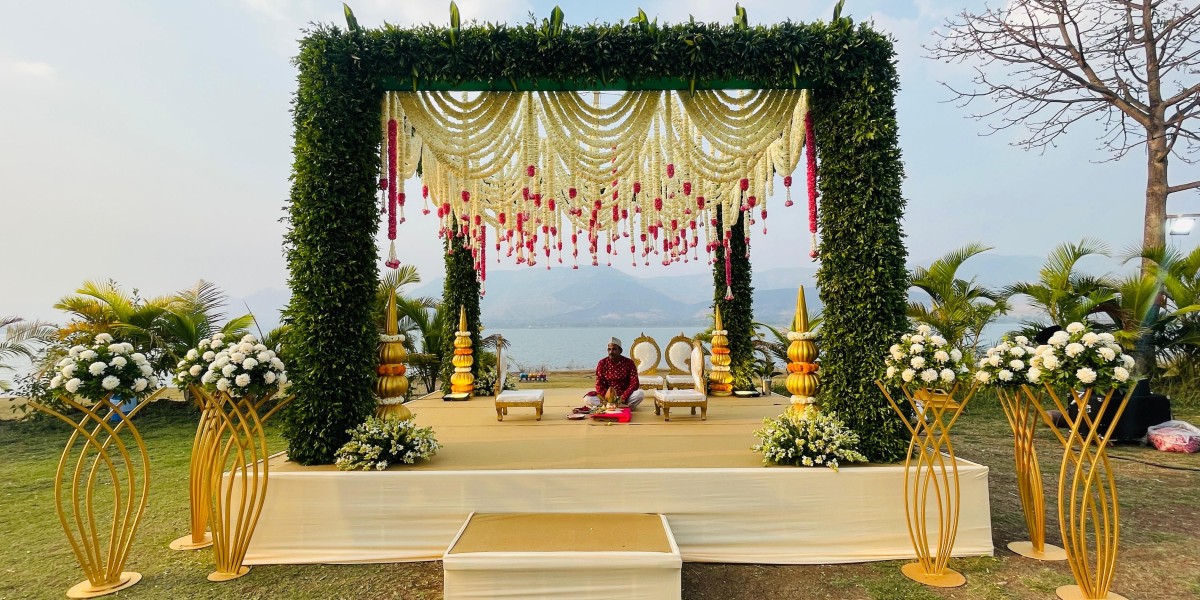 Photography Heaven: Capturing Breathtaking Wedding Moments at Magnus Caverns, Panchgani