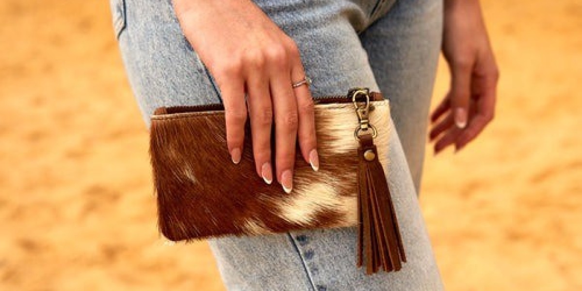 What Makes Leather Handbags a Smart Choice for Daily Use and Long-Term Style?
