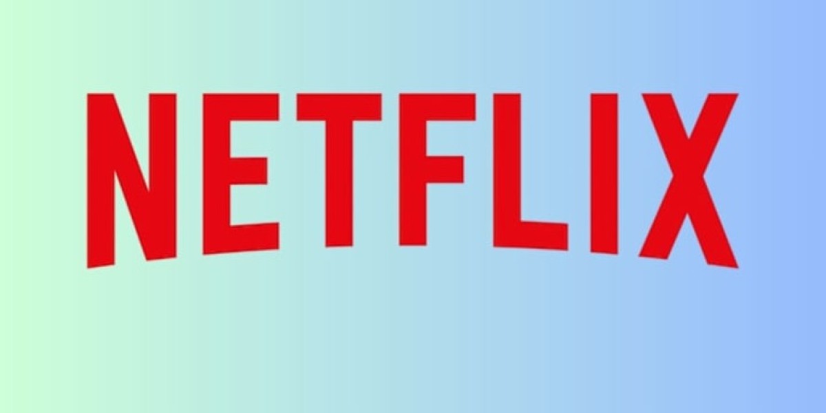 Zac Efron Comedy Hits Netflix – Surges in Popularity