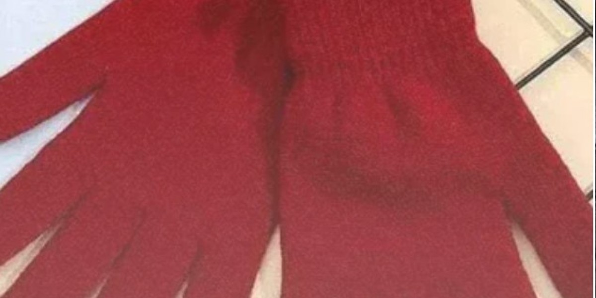 Discover Everyday Fashion Essentials at Clothing Casual