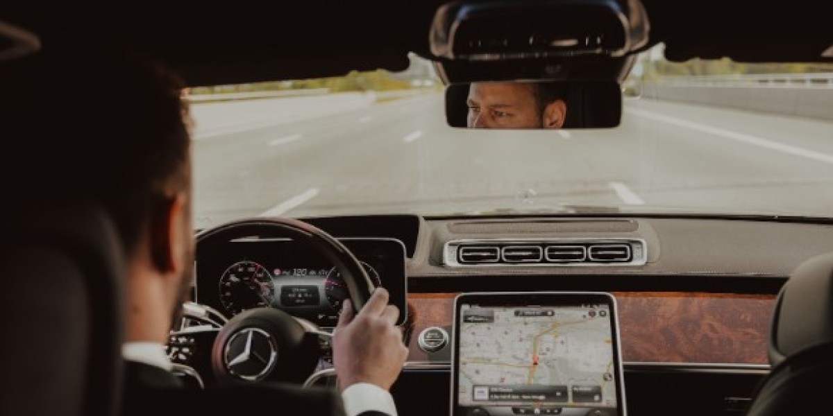 Why Hire a Private Driver In Dubai For Safe And Comfortable Travel?