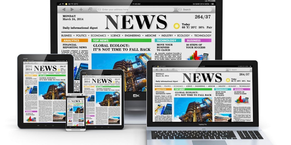 The Evolution, Influence, and Linguistic Dynamics of Online News Media in the Modern Digital Age