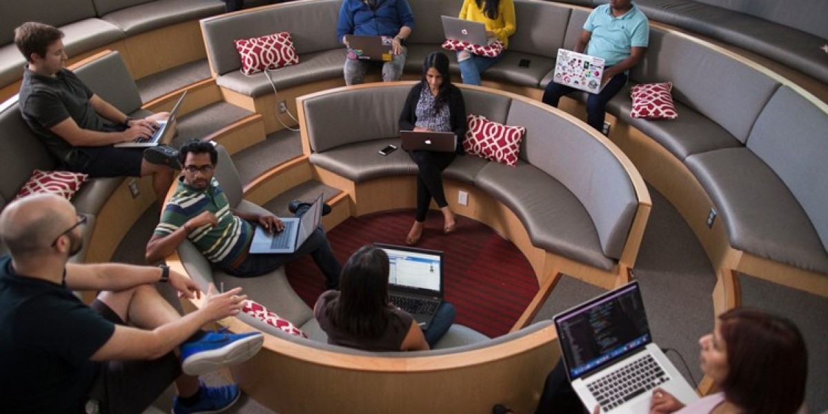 Netflix Hosts Virtual Q&A for Indian Editors