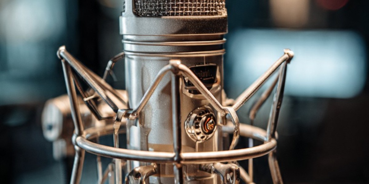 Studio Podcast Dubai with Modern Equipment and Setup