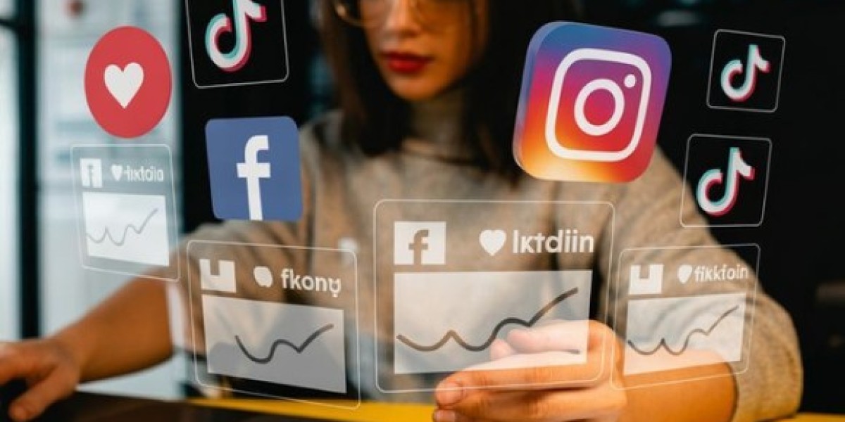 From Reels to Revenue: Social Media Marketing Course for Gen Z