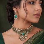 Traditional necklace set